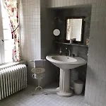 לינה וארוחת בוקר D'hotes Belle Vallee 4*