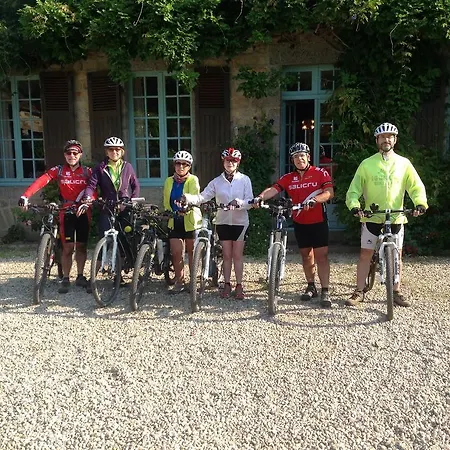 D'hotes Belle Vallee Bed & Breakfast 4*