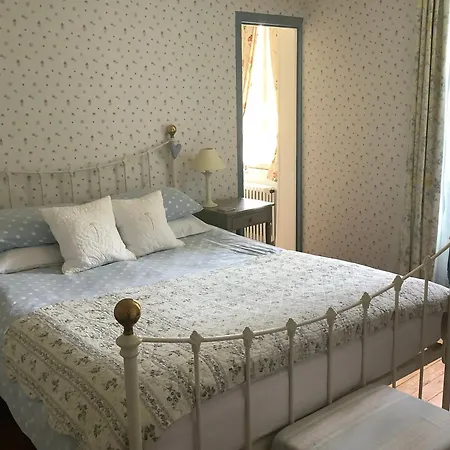 D'hotes Belle Vallee فندق مبيت وإفطار دومفرونت
