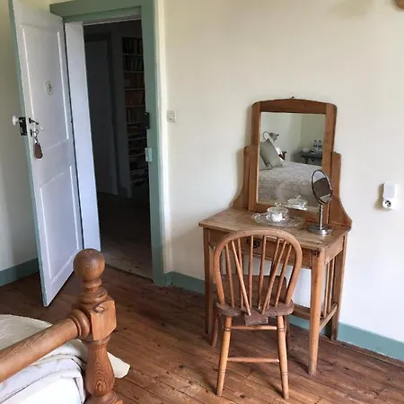 D'hotes Belle Vallee Bed & Breakfast 4*