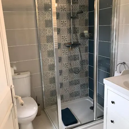 D'hotes Belle Vallee Bed & Breakfast 4*