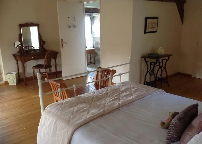 D'hotes Belle Vallee Bed & Breakfast 4*