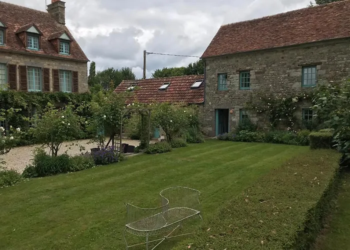 D'hotes Belle Vallee Bed & Breakfast 4*