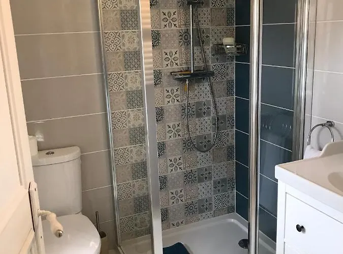 D'hotes Belle Vallee Bed & Breakfast 4*