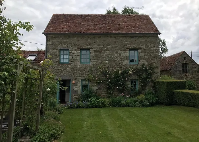 D'hotes Belle Vallee Bed & Breakfast